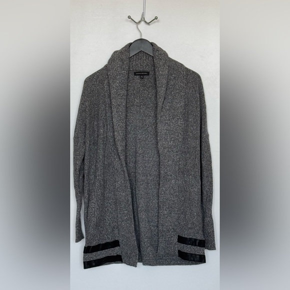 BANANA REPUBLIC WOMEN’S CARDIGAN SWEATER SIZE XS - Picture 1 of 3